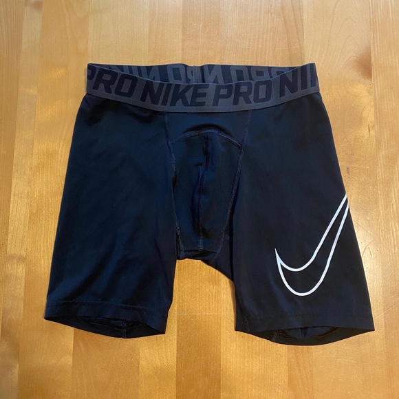 Nike Other - Nike Hypercool Compression Shorts XL (boy)